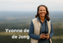 Yvonne de Jong: Pionier in Primateonderzoek en Natuurbescherming in Oost-Afrika
